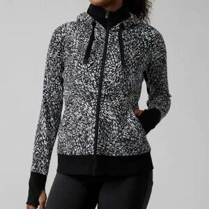 Athleta Size M Triumph printed Hoodie